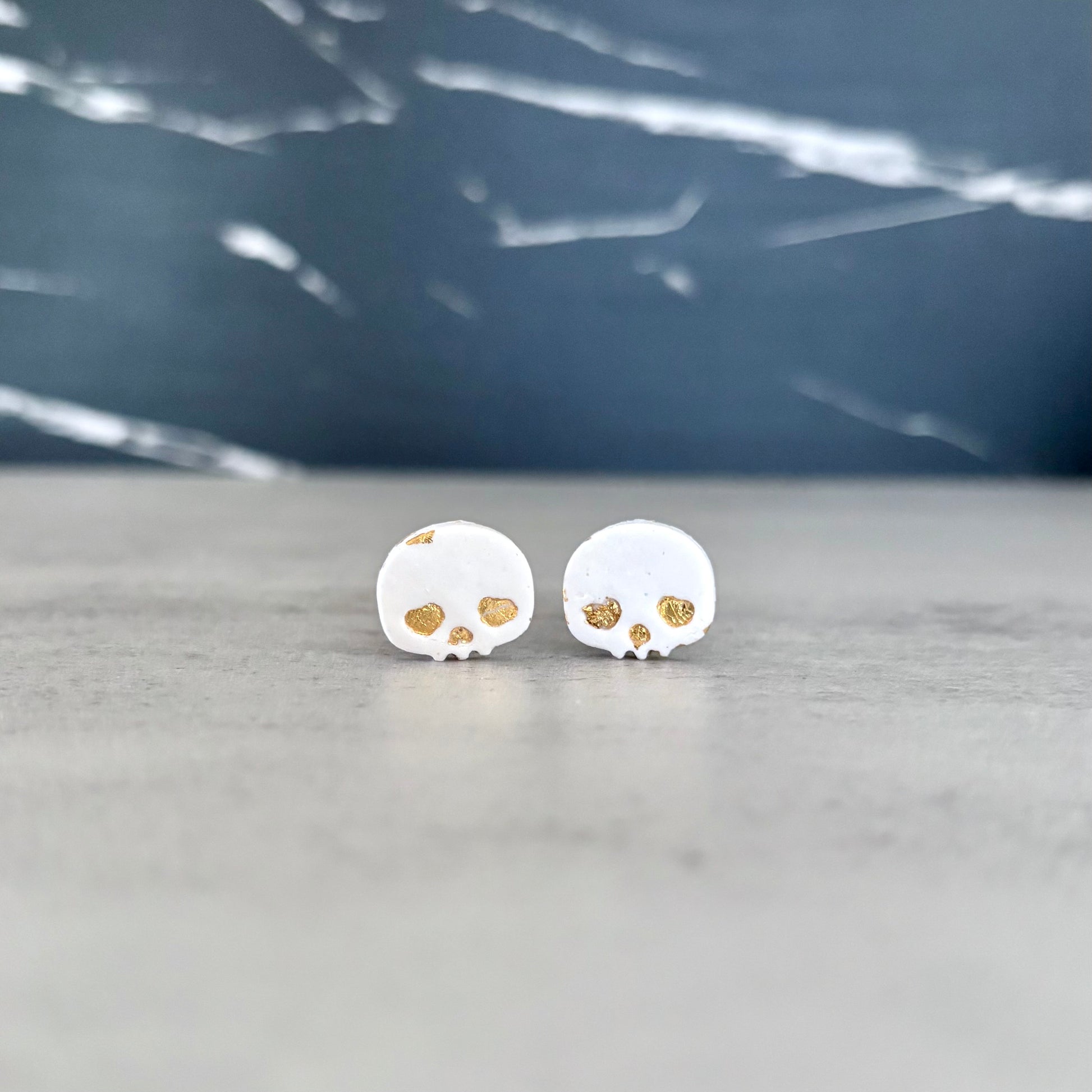 Skull Love Earrings